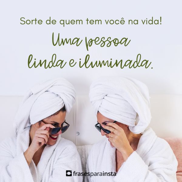 Frases para Comentar na Foto da Amiga +60 Opções para Te Inspirar